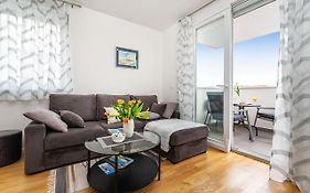 Ap Stella, Center Of Zadar, 2Br, Parking