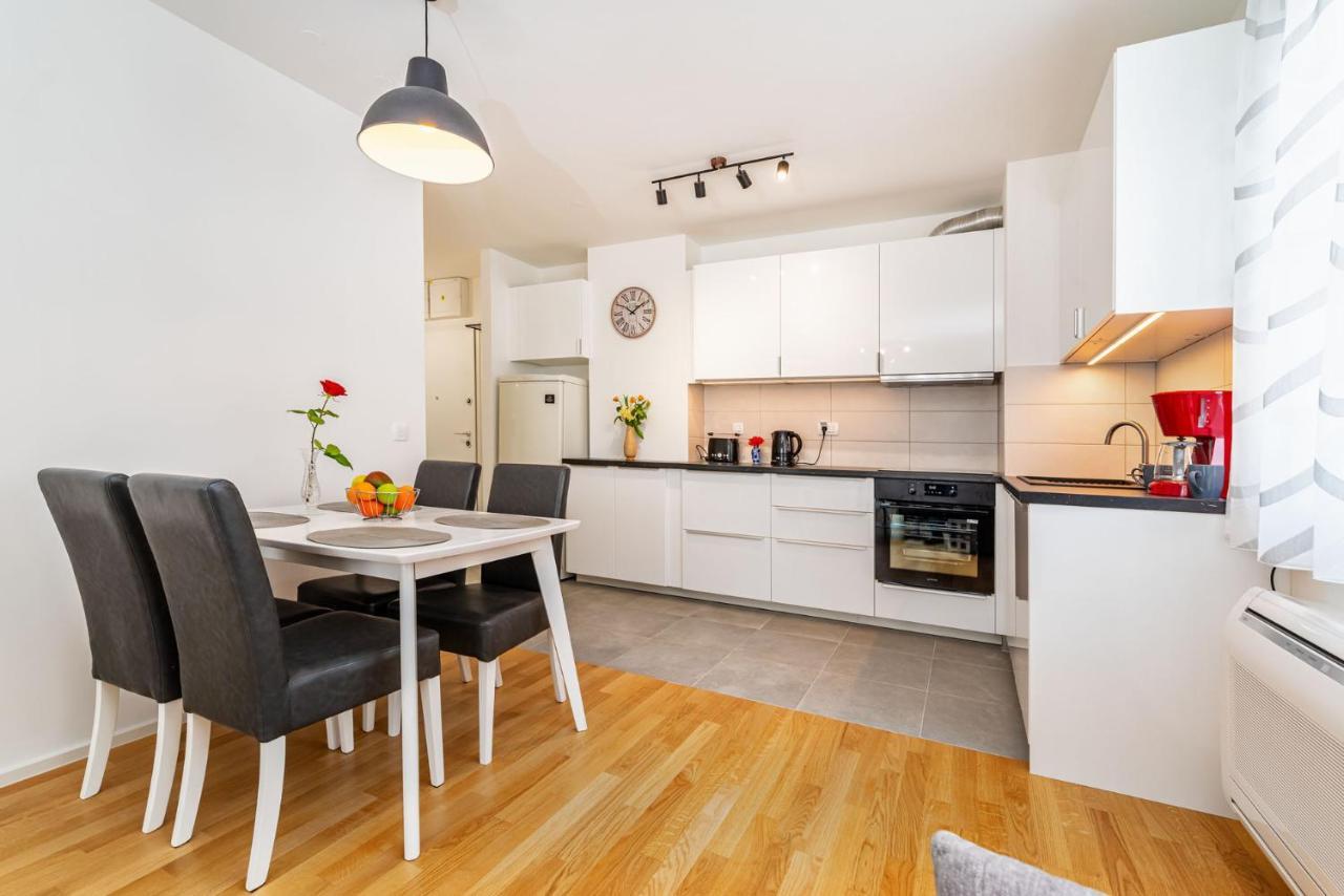 Apartamento Ap Stella, Center Of Zadar, 2Br, Parking Exterior foto