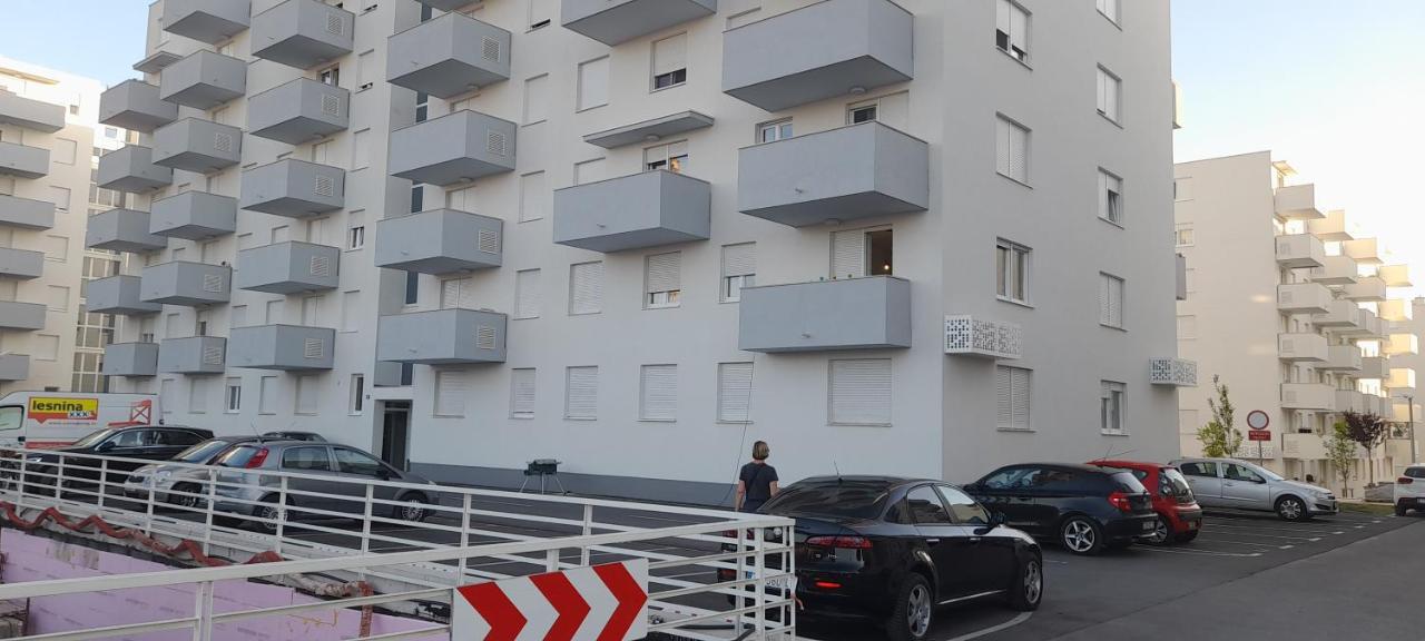 Apartamento Ap Stella, Center Of Zadar, 2Br, Parking Exterior foto
